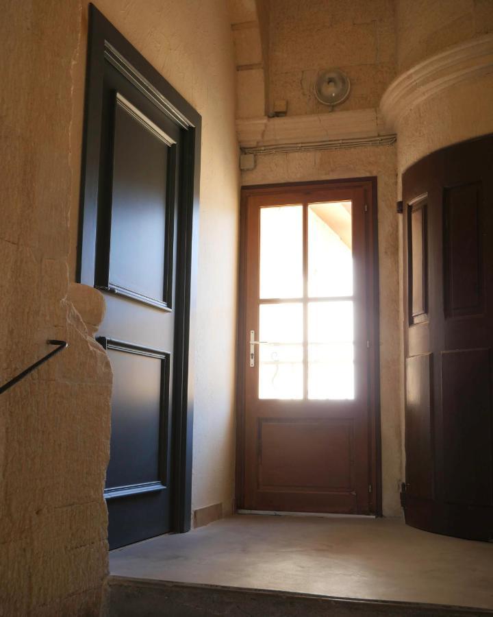 Superbe Appartement Avec Vue Arles Bagian luar foto
